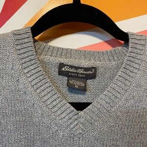 Eddie Bauer men’s sweater- gray
